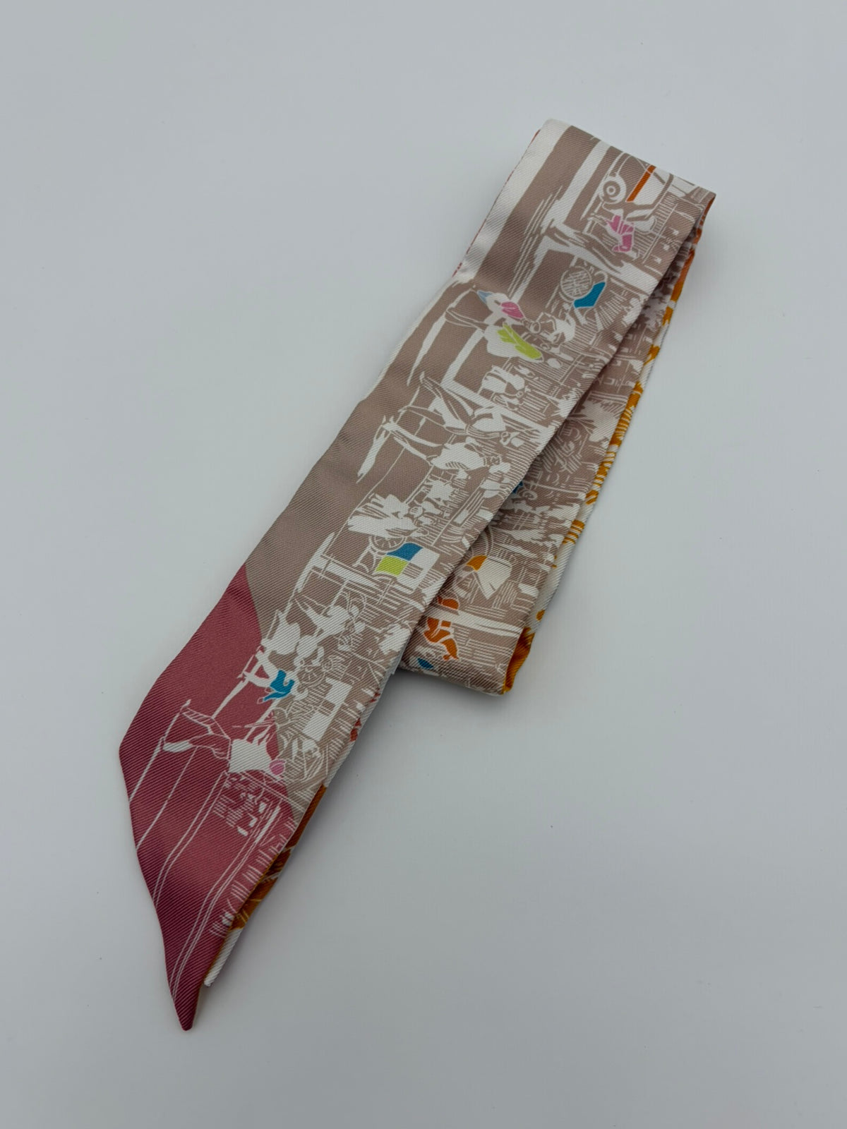 エルメス ツイリースカーフ